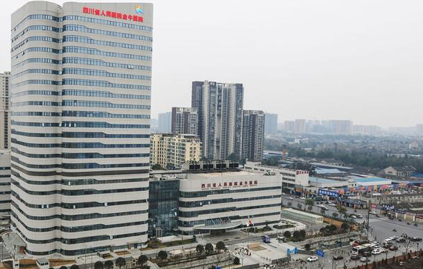 成都市金牛區(qū)人民醫(yī)院美容整形科怎么樣？效果好不好？真實(shí)隆胸案例反饋