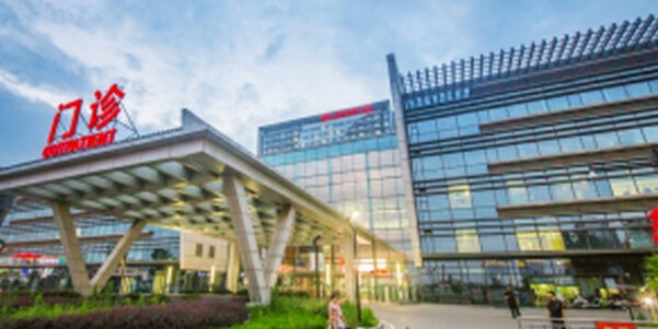 蘇州醫(yī)院哪家好？蘇州大學(xué)附屬第一醫(yī)院口腔科醫(yī)院醫(yī)生技術(shù)好，為患者帶來(lái)解決方案